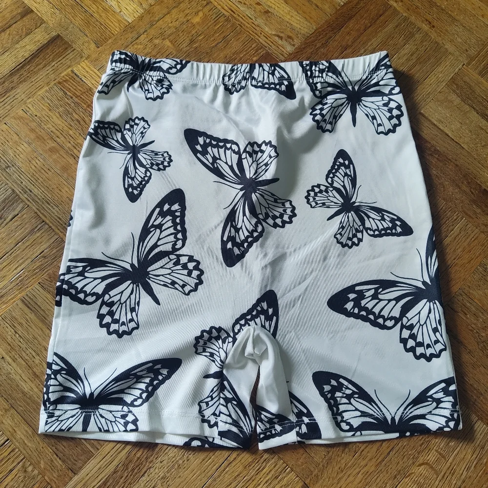 Shein White High Waisted Bike Shorts With Butterfly Print